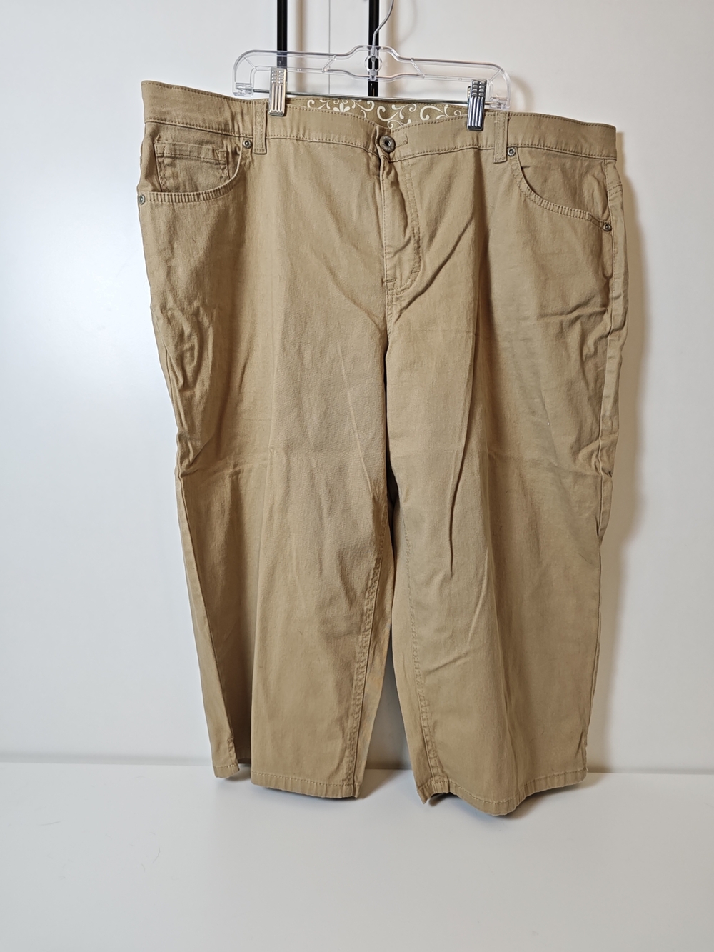 Faded Glory Women Tan Capri Pants Casual Cotton Relaxed Fit FGW18828TW Plus 22W